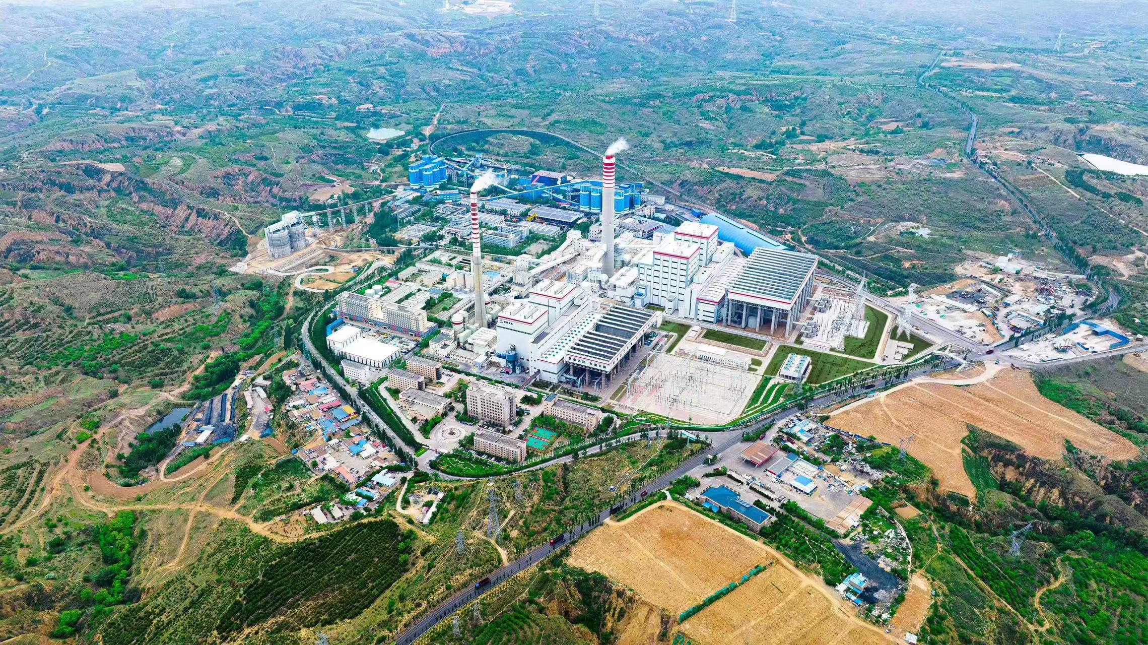 中国能建安徽电建二公司承建的内蒙古京泰发电二期工程4号机组投运